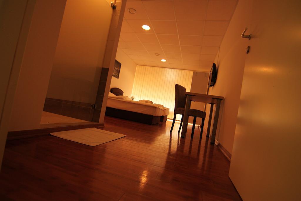 Rooms Xxl Zagreb Buitenkant foto